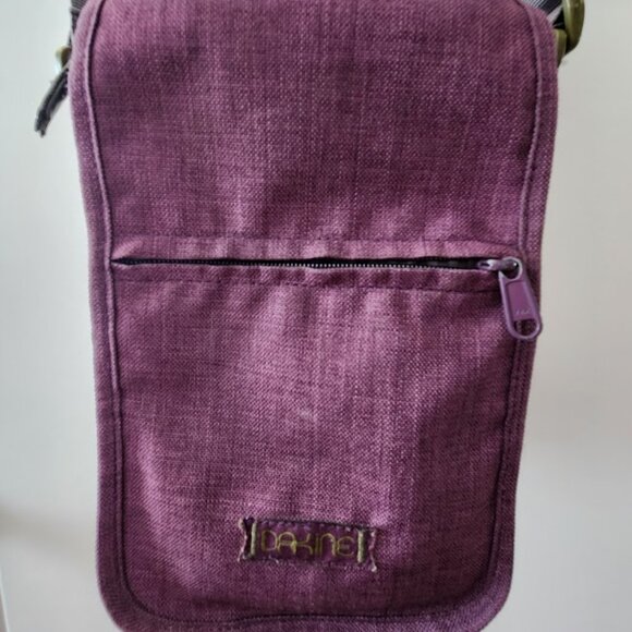 Dakine Crossbody Bag - Picture 1 of 7